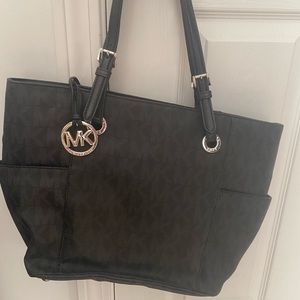 Michael Kors Tote